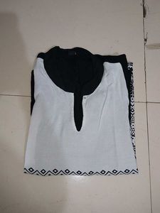 Elegant Black &amp; White Kurta