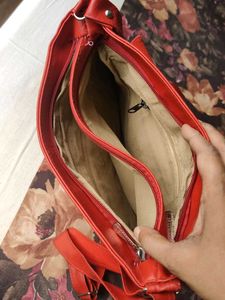 Large Red Crossbody Bag With 5 Zipper Compartments