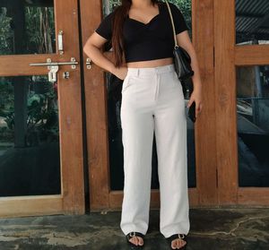 High-waist Off White Flared Trousers