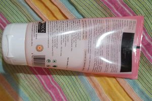 VLCC Mulberry &amp; Rose Face Wash🌹