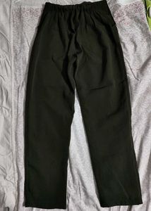 Olive green casual pants , Size S
