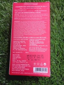 Dot &amp; Key Strawberry Dew Tinted sunscreen