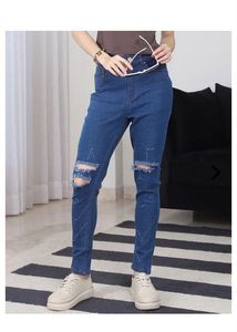 Shein Ankle length splatter detail knee slit jeans