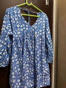 Floral Blue Tunic Top