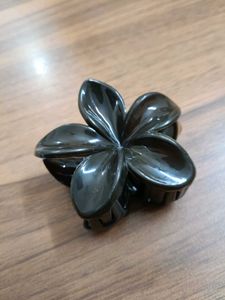 Black Flower Hair Clip Pack of 1