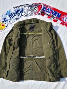 Guess casual jacket (windproof &amp; waterproof)