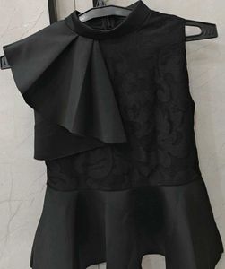 Chic Black Top