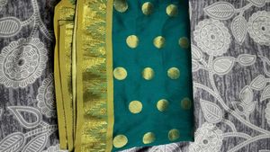 Traditional Saree Green With Gold Zari Pallu