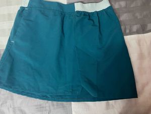 Teal Skort decathalon