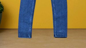 E@10 Size-26 (Sale) Latest Ladies high waist Jeans