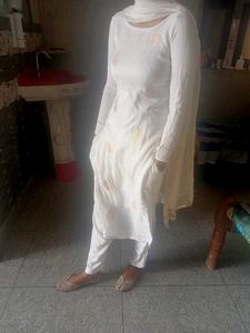 White Kurta Pent Set With Dupatta