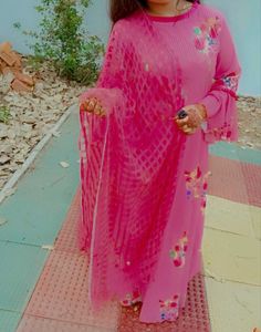 Pink Floral Sequin Embellished Outfit