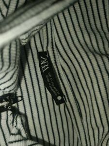 ZARA front open tshirt