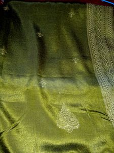 ETHNIC WEAR SAREE 🥻