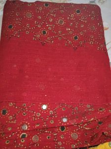 i am selling heavy red ♥️ saree