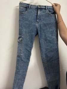 Cargo Jeans - Stylish and Durable