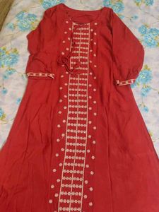 Elegant Red Embroidered Kurta With Dupatta