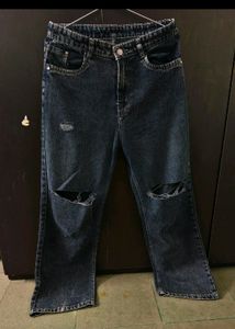 Ripped Black Jeans