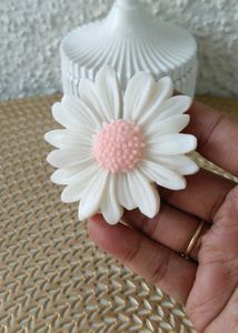 Daisy Flower candle 🎀