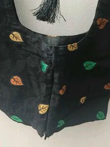 Elegant Black Leaf Print Blouse