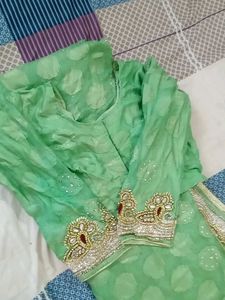 Green Polka Dot &amp; Embroidered Saree
