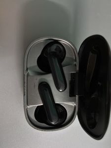 Boult Z20 EarPods