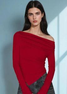 Red full sleeve top