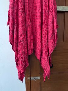 Trendy Maroon Checked Kurta – Fusion (Size S)