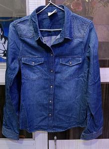 Vero Moda Denim Shirt ✨