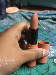 Oriflame Ginger Nude Lipstick