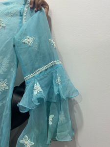 Elegant Lucknowi Kurta