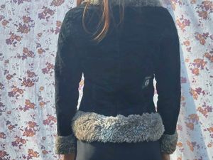 Faux Fur Trimmed Jacket