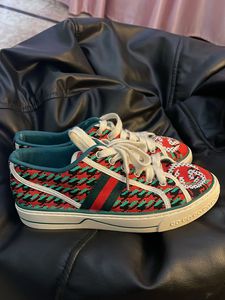 Sneaker For Girls