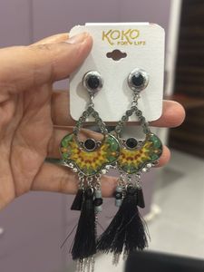 TASSLE EARRINGS