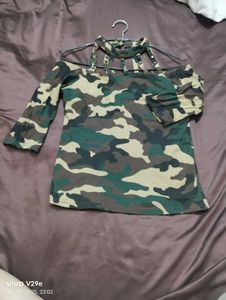 Small Stretchable Crop Tank Top