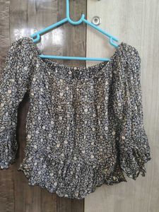 Floral Print Off-Shoulder Top