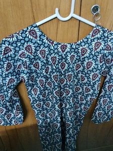 Patterned Long Sleeve Top