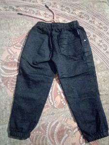 Littel boy black pant