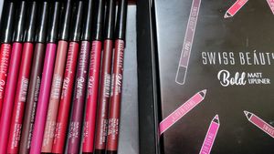 Swiss Beauty 10 Lip Liners