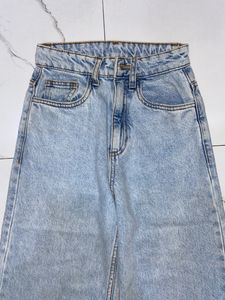 wide leg jeans high waisted light denim