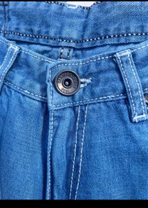 Levi’s® Blue Classic Jeans** 👖