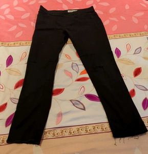 Black Distressed Jeans