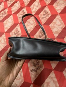 🥂Chic Black Shoulder Sling Bag🥂