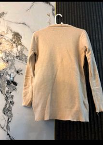 Beige colour woollen turtle for women