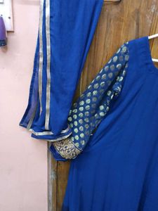 Less used Georgette Anarkali Kurti+Dupatta-NavyBlu