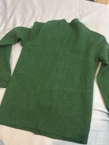Uniqlo Green Cardigan Sweater