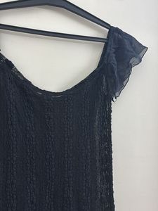 MANGO FLARY ARMS LACE TOP