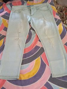 Ripped Jeans Women