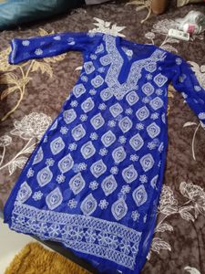 Chikankari Straight Kurti