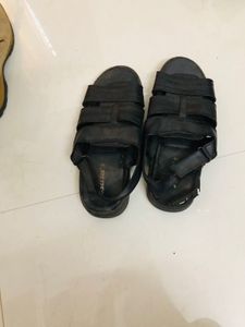 MEN  SANDALS